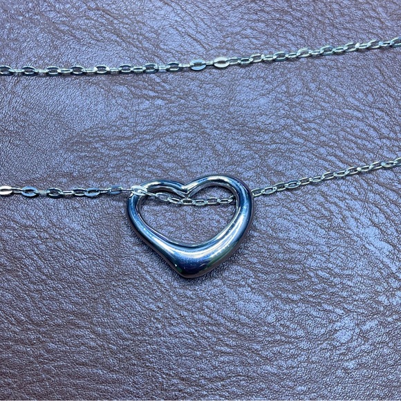 925 Floating Heart necklace - Picture 3 of 5